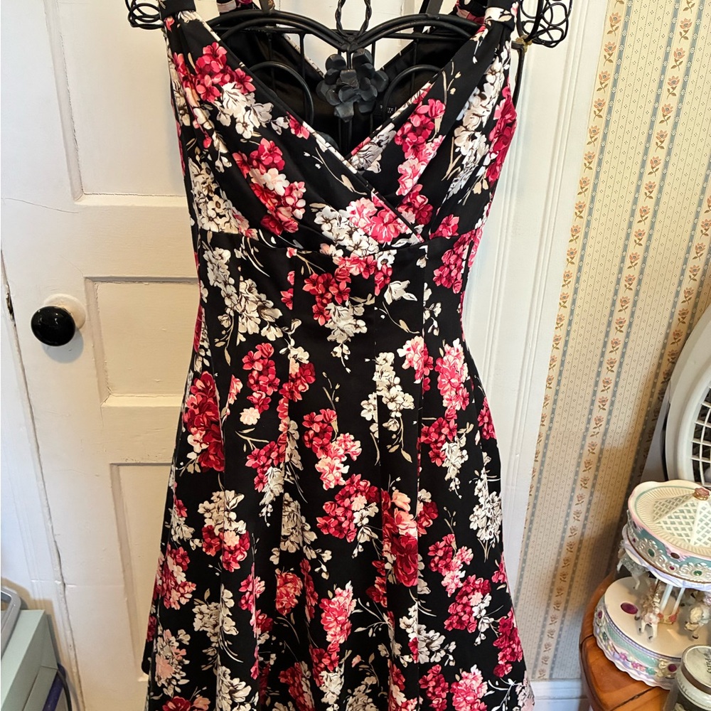 White House Black Market Pink and Black Sweetheart Midi Dress